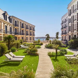 Barriere Le Grand Hotell